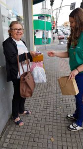 Entrega dos Panfletos