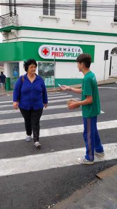 Entrega dos Panfletos