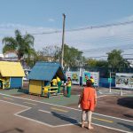 Alunos Conhecendo e Aprendendo na Mini Cidade de Transito