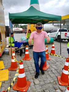 Testando Óculos Efeito Sono