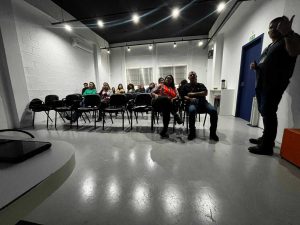 Palestra com orientações.