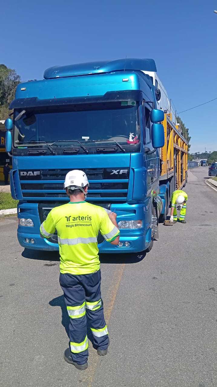 Preenchimento do formulário e checagem mecânica.