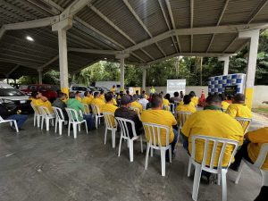 Palestra com orientações.