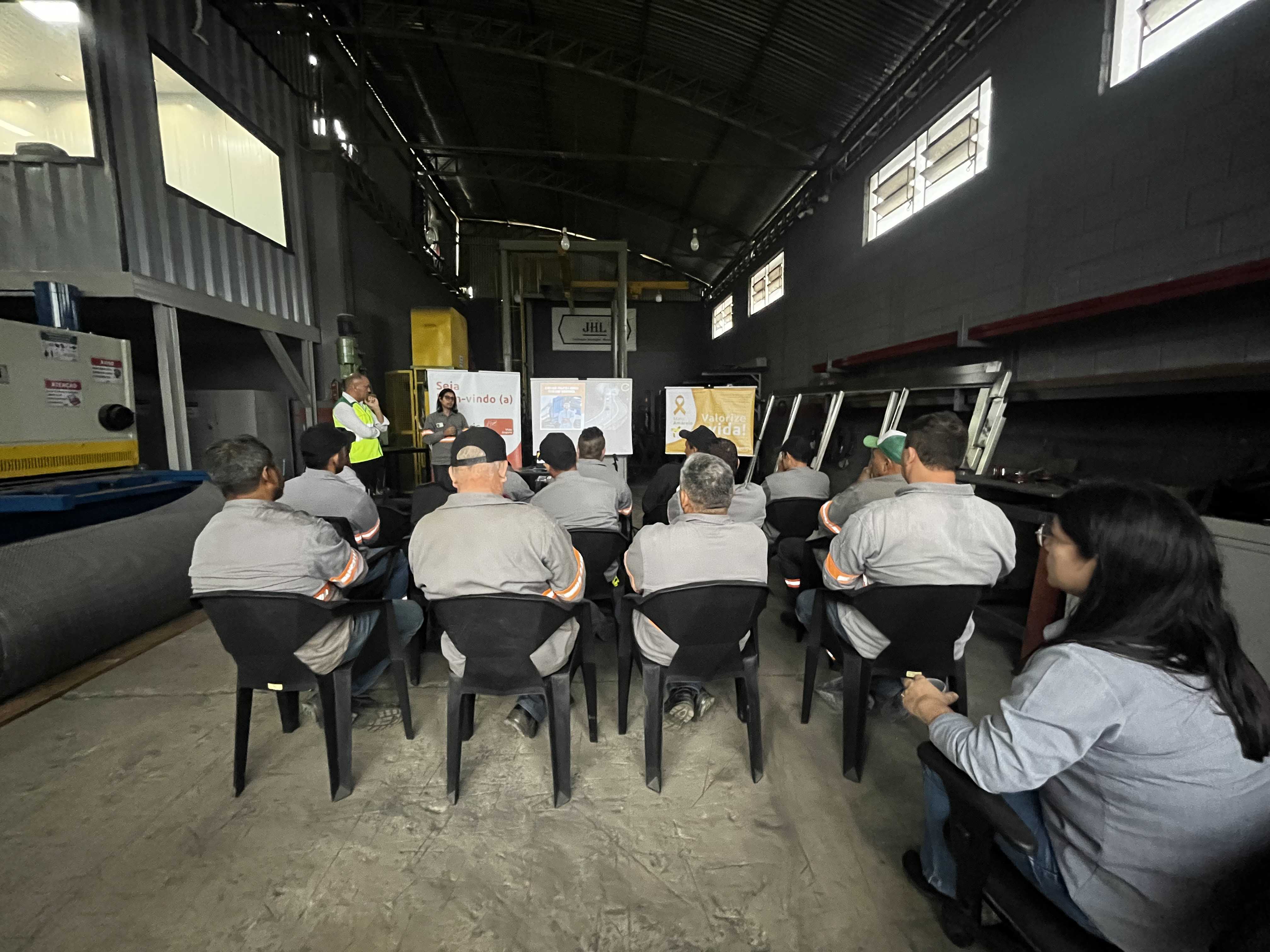 Palestra com orientações.