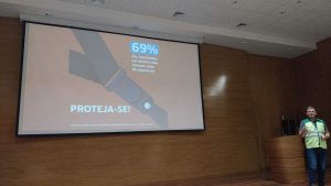 Palestra com orientações.