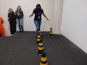 Prática com óculos simuladores