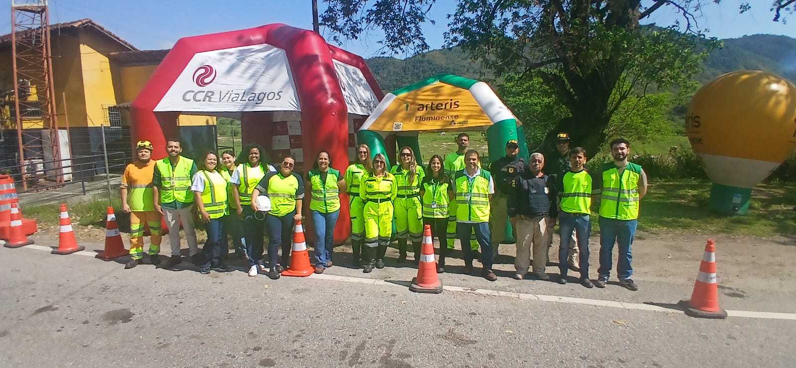 Equipe Arteris e parceiros da ação