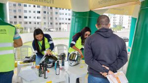 Higienização de Capacete e adesivação