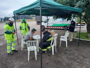 TÔ DE CINTO, TÔ SEGURO