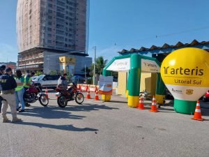 Instalação de antena corta pipa.