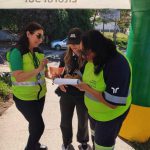 Usuários sendo orientados a contribuir para uma melhor segurança no trânsito.