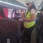 Usuários devidamente orientados sobre a importância do uso do cinto de segurança e os equipamentos adequados para o transporte das criança