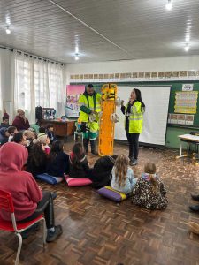 visita do pessoal da ambulância - APH