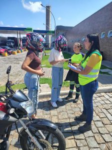 Orientação: Equipamento completo, vida protegida.