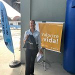 Recebimento dos Brindes ao participar das orientações de Segurança no Trânsito.
