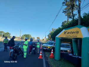 Abordagem educativa e de segurança no trânsito