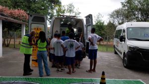 Conhecendo a ambulância