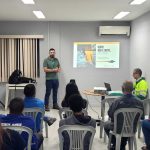 Equipe Arteris durante a palestra