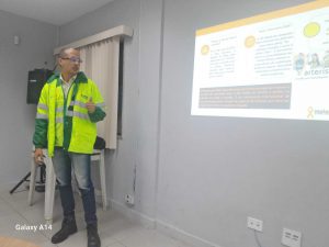Equipe Arteris durante a palestra