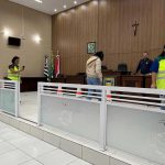 Utilização dos óculos que simulam a sensação de sonolência e embriaguez.
