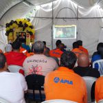 Colaboradores da empresa durante a palestra