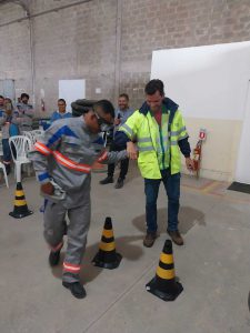 Simulação com óculos sensorial