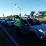 Abordagem de veículos com apoio da PMRV